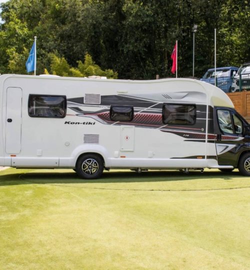 cfbcf45b 8b8f 4551 90b5 8f5bd9049283